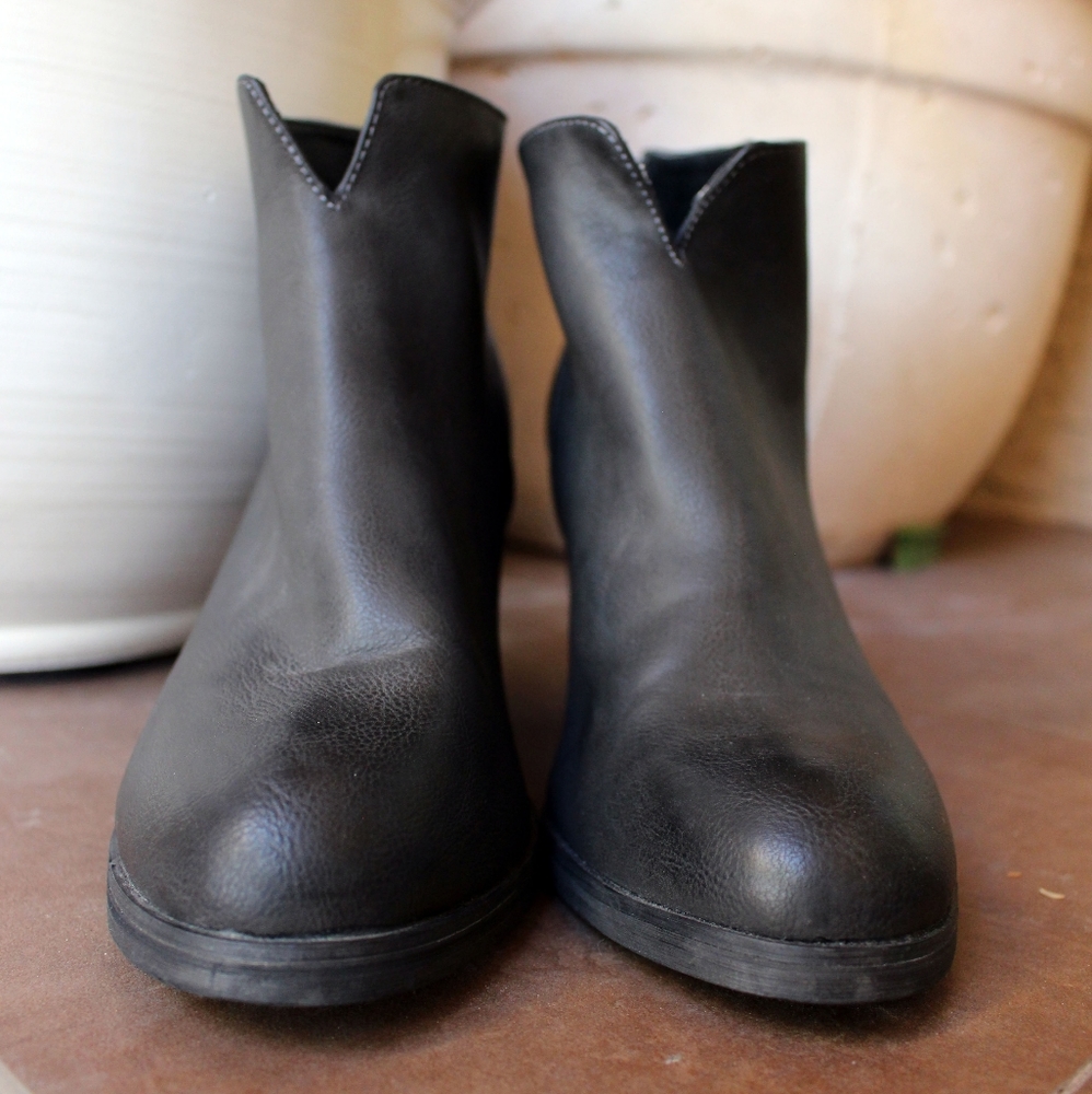 UO Ecote Charcoal Ankle Booties